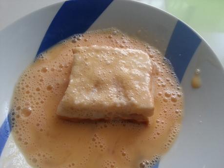 TORRIJAS RELLENAS DE CREMA