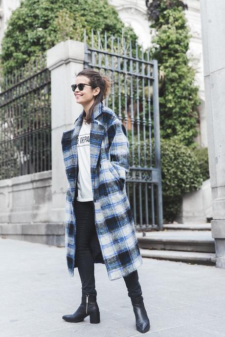 Checked_Coat-White_Top_Fashion_Pills-Ray_Ban-Asos-Street_Style-Collage_Vintage-43