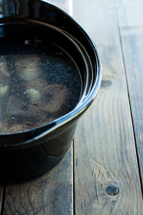 Caldo de huesos en la slow cooker
