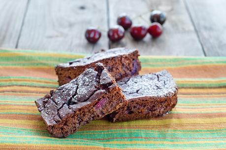 Receta Brownies de Cereza con Doble Chocolate