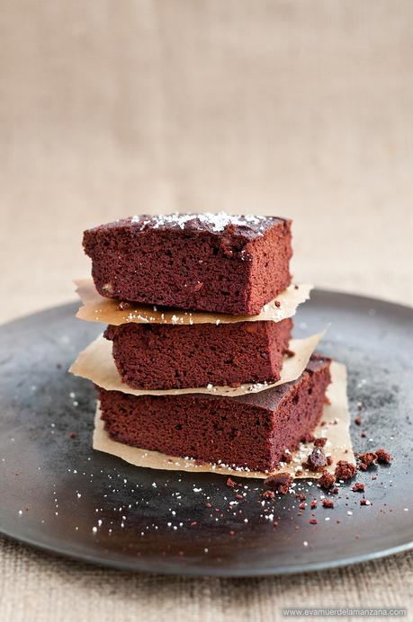 Receta: Brownies de Cacao y Remolacha (sin gluten, sin azúcar)
