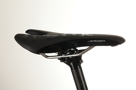 NIVOLET_6_LC_black-limegreen-white_D06_MG_9555