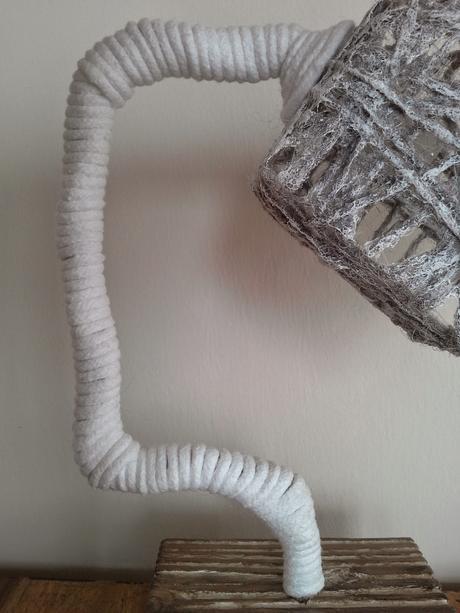 Lámpara con pale y lana