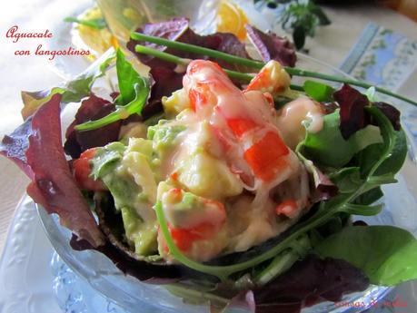Aguacate con langostinos