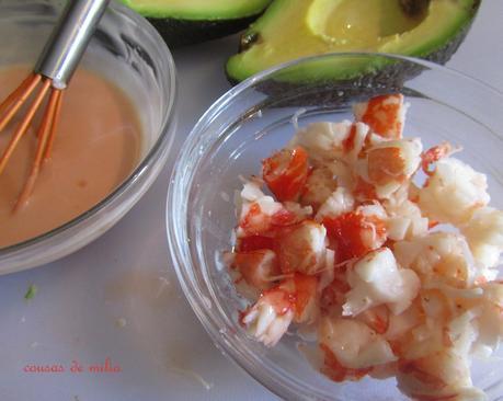 Aguacate con langostinos