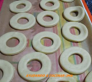 Roscos Fritos de Vainilla y Canela.