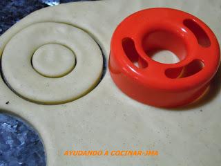 Roscos Fritos de Vainilla y Canela.