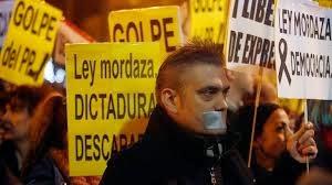 Grilletes para la despedida