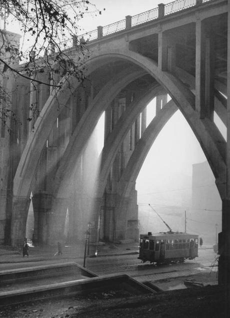 La vida del Viaducto de la Calle Bailén en 10 imágenes