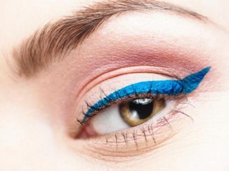 7 MAQUILLAJES ULTRA-COLORIDOS PARA IMITAR ESTA PRIMAVERA LRG Magazine - 1 El mas sencillito