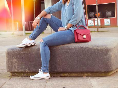 Acariciando las Olas Acariciando las Olas