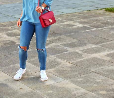 Acariciando las Olas Acariciando las Olas