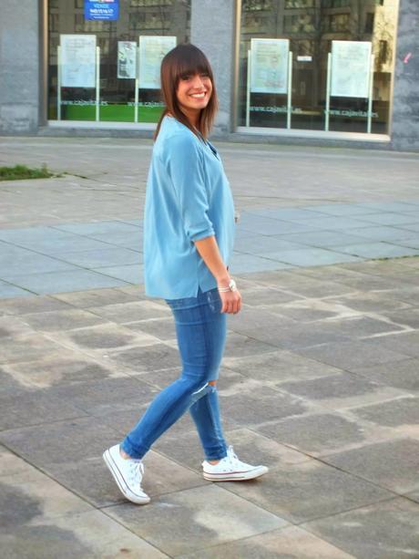 Acariciando las Olas Acariciando las Olas