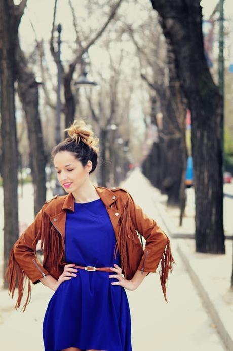 CONVIERTE UN VESTIDO DE COCKTAIL EN UNO INFORMAL CONVIERTE UN VESTIDO DE COCKTAIL EN UNO INFORMAL