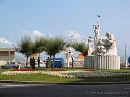 La saga de los longevos: La vieja familia - Eva García Sáenz