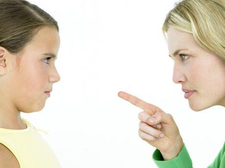 El difícil diálogo entre padres e hijos limites_de_autoridad_padre_hijos