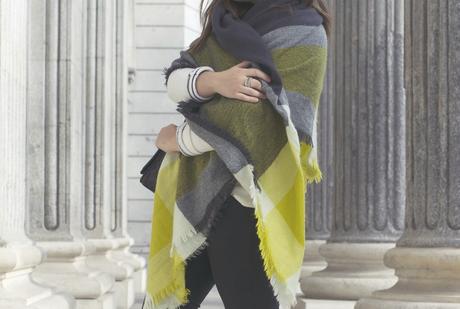 checked-maxi-scarf_outfit