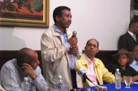 Félix depositó RD$466 millones y US$3.1 millones.