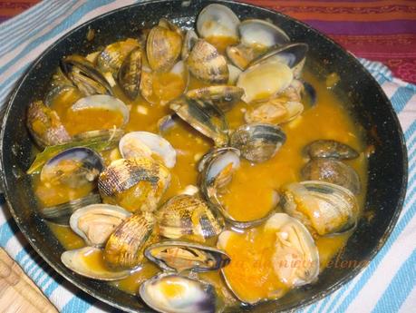 Almejas a la marinera