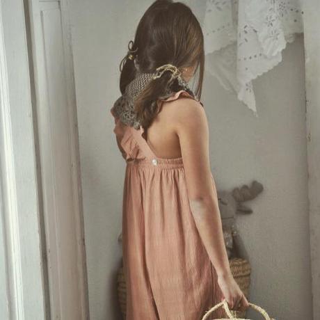 ESPALDAS AL AIRE NIÑAS VERANO 2015