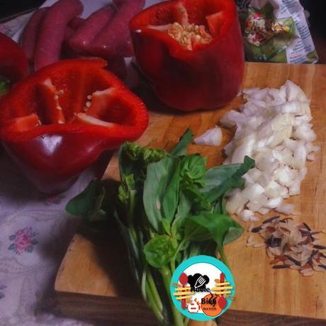 Pimientos rellenos con longanizas de pollo