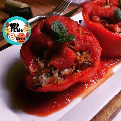 Pimientos rellenos con longanizas de pollo