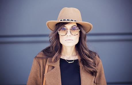 street style barbara crespo black and brown coat leopard booties fashion blogger outfit blog de moda