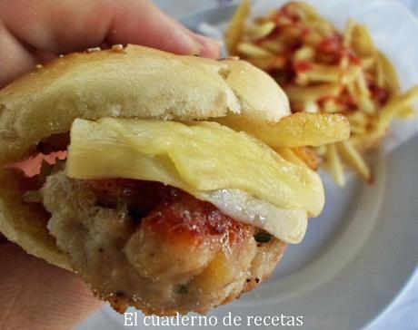 Pan de Leche & Hamburguesa de Lomo con Manzana.
