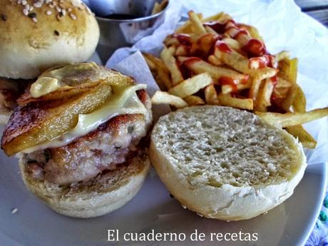 Pan de Leche & Hamburguesa de Lomo con Manzana.