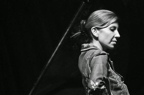 Magos Herrera – Pais Maravilla