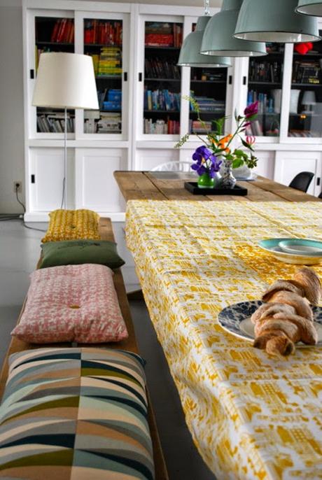 Manteles de colores que alegran las comidas.