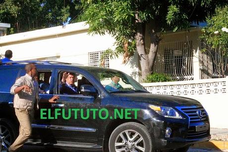 Leonel sin multitudes en calle Mella de Neiba.