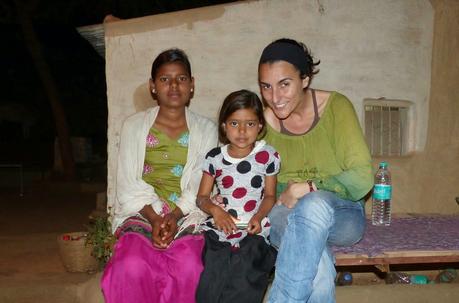 Friends of Orchha : La Familia Panchhal