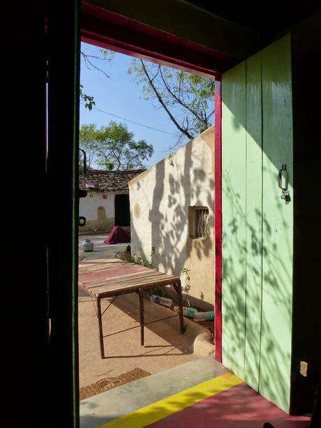 Friends of Orchha : La Familia Panchhal