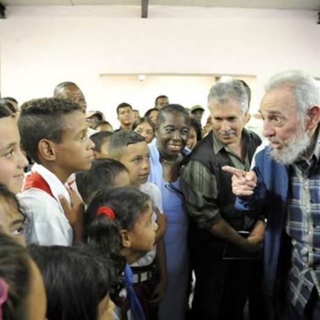 #Cuba Fidel Castro compartió con vuelo de solidaridad Bolívar-Ma rtí