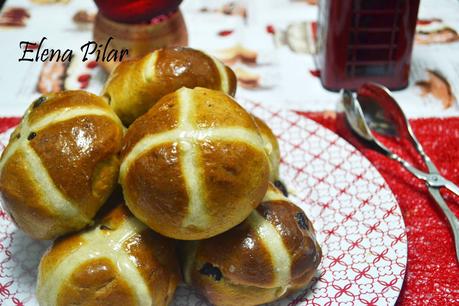 Hot cross buns