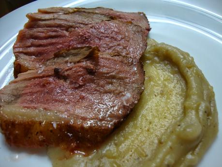 Magret de pato con salsa de castañas