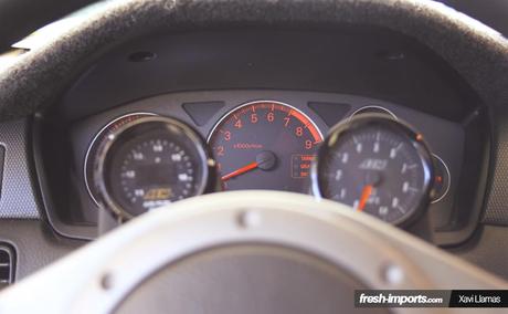 Mitsubishi Lancer Evolution Gauges Yellow
