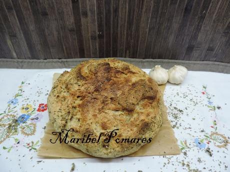 Pan integral con bebida de soja, ajo y orégano en olla programable.