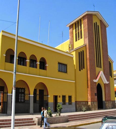 En Jueves Santo:  POR QUÉ RECORRER LAS SIETE IGLESIAS ?...