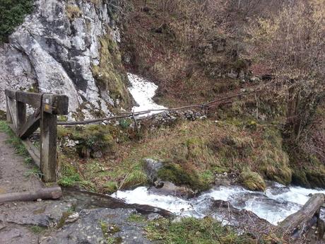 Ruta de las Foces del Río Pino
