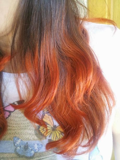 Reto 17. Teñirme un mechón de pelo de un color estridente.