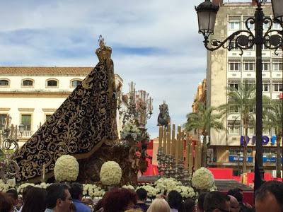 EL CABALLO DE LAS TENDILLAS SALUDA A LA SEÑORA DE CÓRDOBA