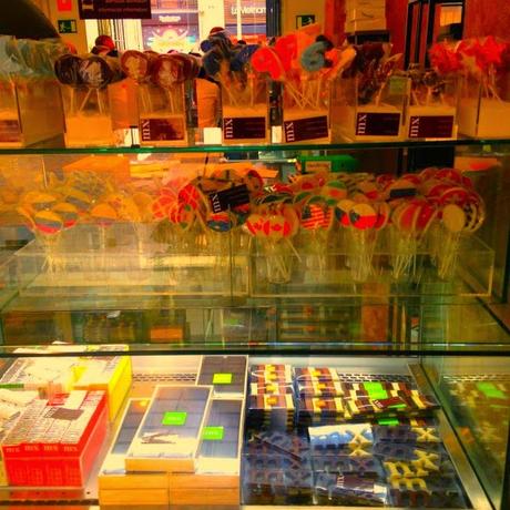 Plan perfecto de domingo primaveral. Actividad y visita al museo del chocolate + mercadillo + tapeo al sol