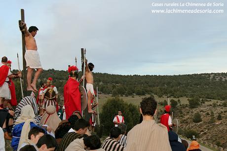 Via Crucis en Arauzo de Miel 2015 via crucis en arauzo de miel 2015 jesucristo crucificado