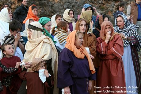 Via Crucis en Arauzo de Miel 2015 via crucis en arauzo de miel 2015 mujeres