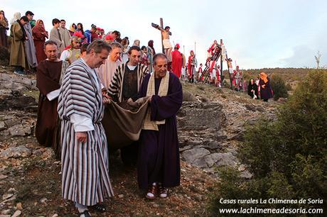 Via Crucis en Arauzo de Miel 2015 via crucis en arauzo de miel 2015 6