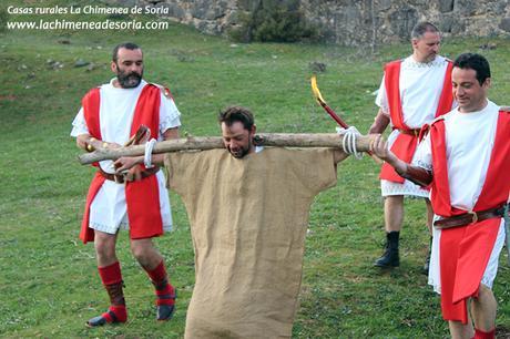 Via Crucis en Arauzo de Miel 2015 via crucis en arauzo de miel 2015 ladron