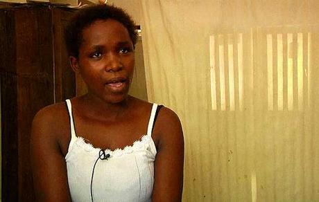 Una joven cristiana sobrevivió oculta en la masacre de Kenia