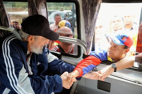 Gesto significativo de Fidel Castro: solidaridad con Venezuela [+ fotos]